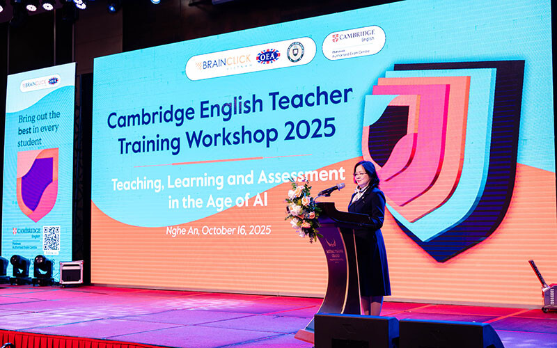 Bà Lê Thị Lệ Huyền- Giám đốc Quốc Gia Việt Nam- NXB& Hội đồng Khảo thí ĐH Cambridge phát biểu khai mạc Hội thảo