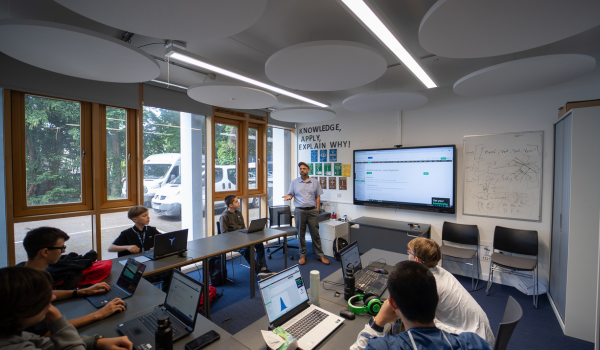 Trại hè quốc tế 2026